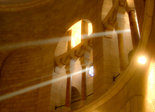 Lichtspiel in der Oberkirche der Dormitio.