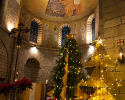 In der Weihnachtsnacht in der Dormitio-Basilika.