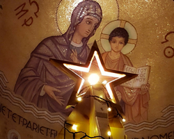 In der Weihnachtsnacht in der Dormitio-Basilika.
